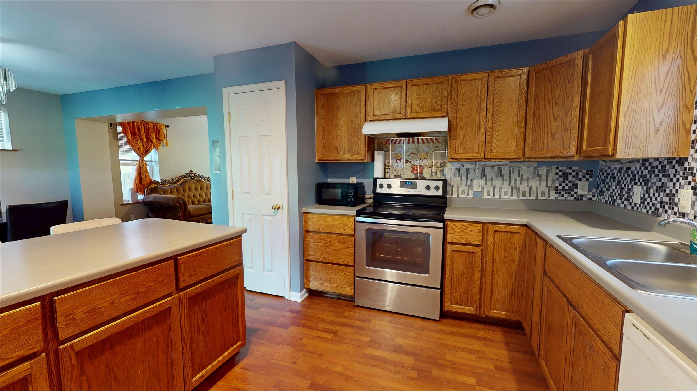 Property Photo: 1534 18th Street IA 50314