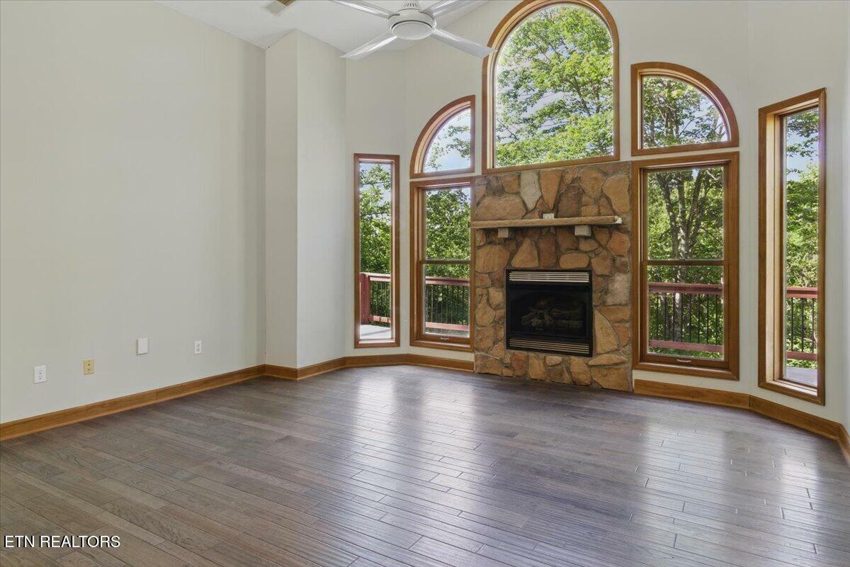 Property Photo:  383 Maiden Lane  TN 37870 