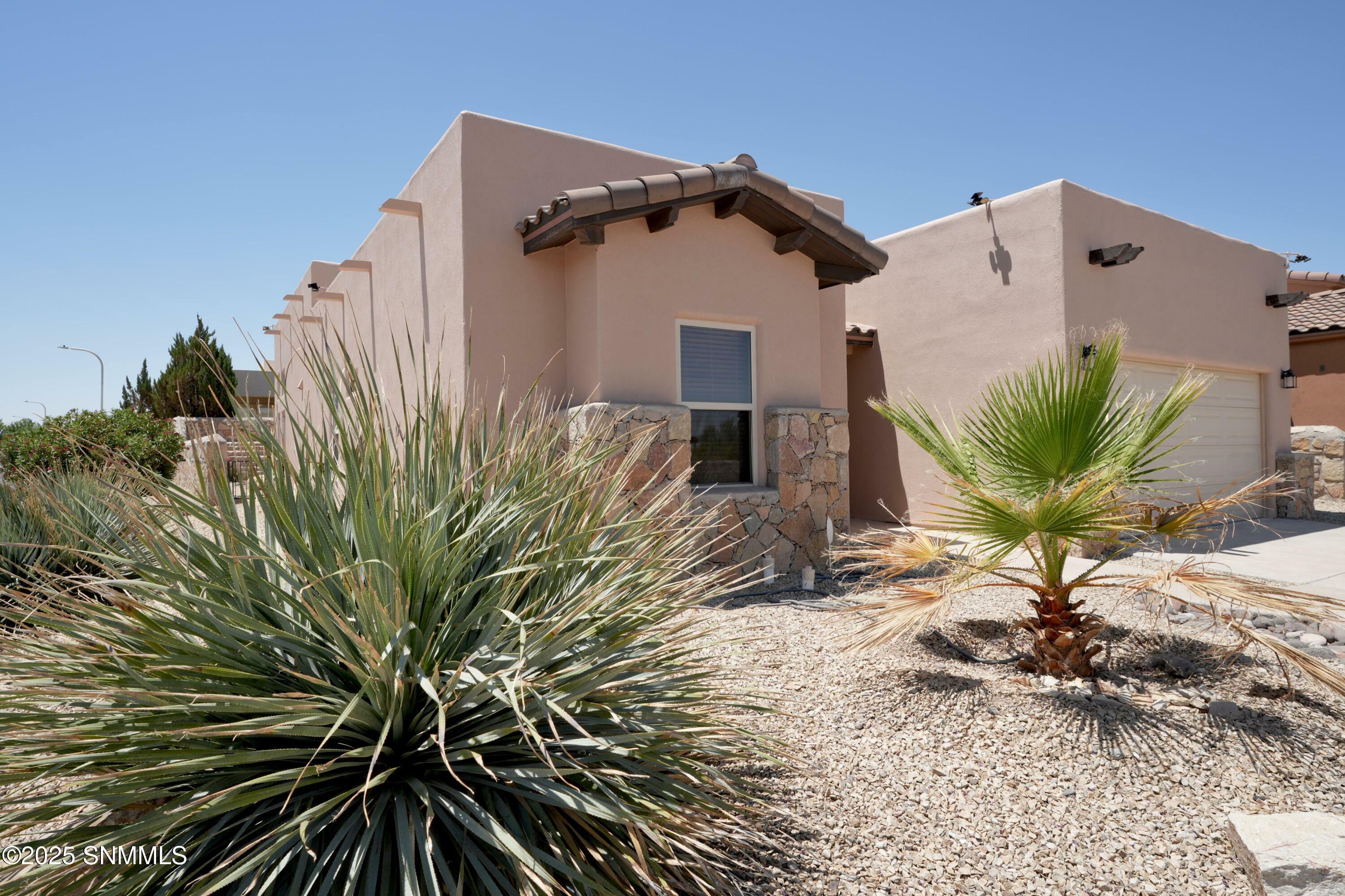 Property Photo: 4303 Amarilla Arc NM 88011