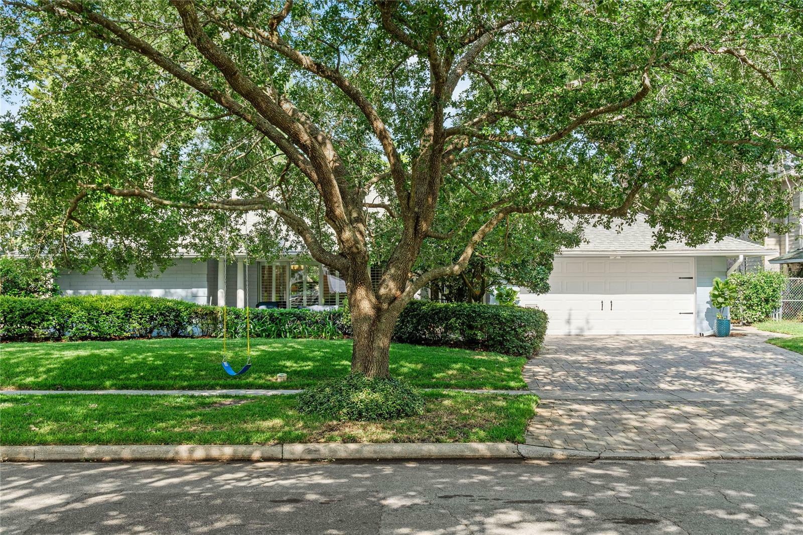 Property Photo: 627 Darcey Drive FL 32792