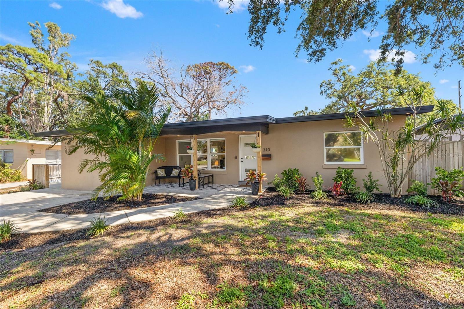 Property Photo:  310 55th Avenue S  FL 33705 