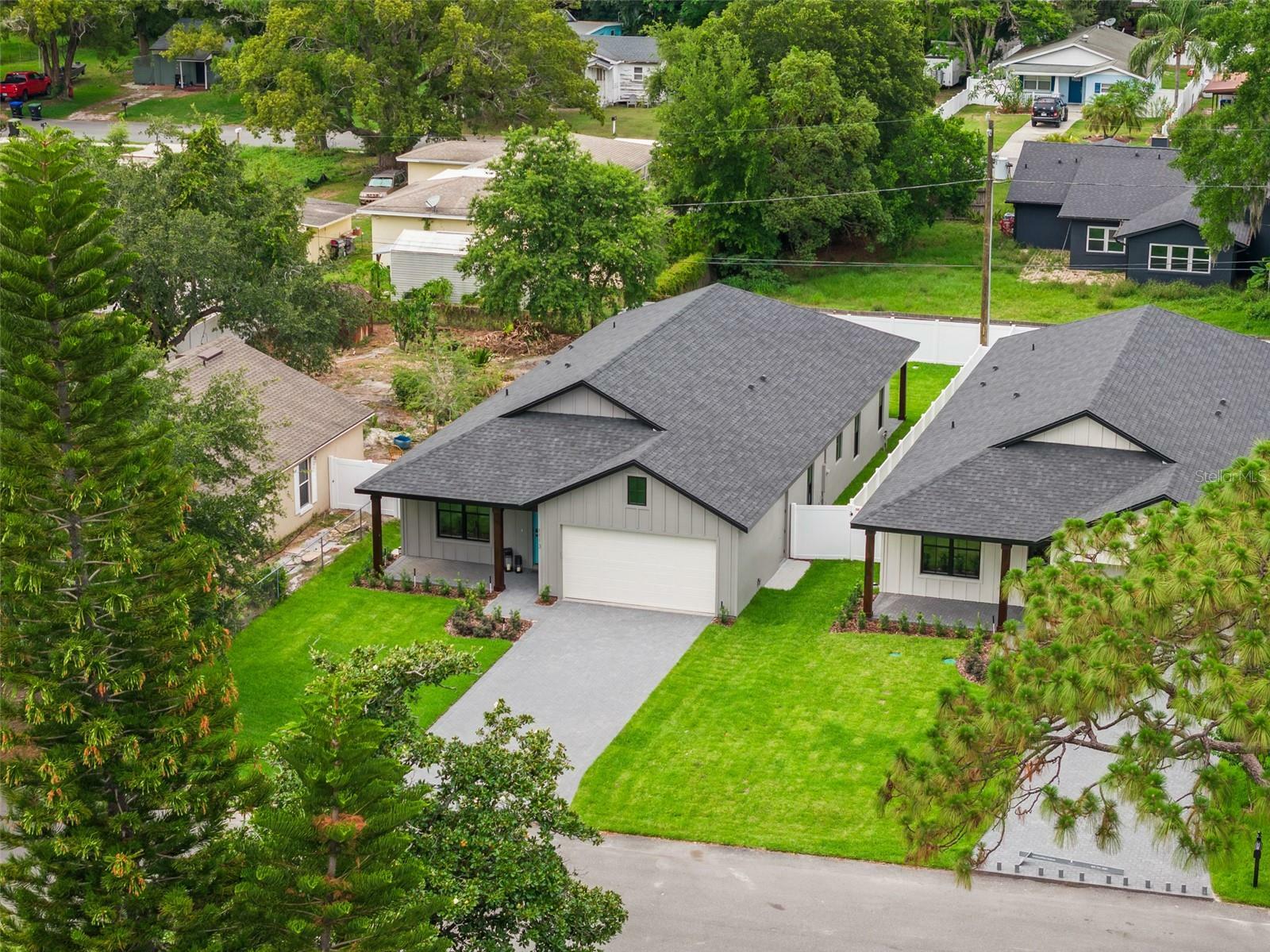 Property Photo: 1113 Naples Drive FL 32804
