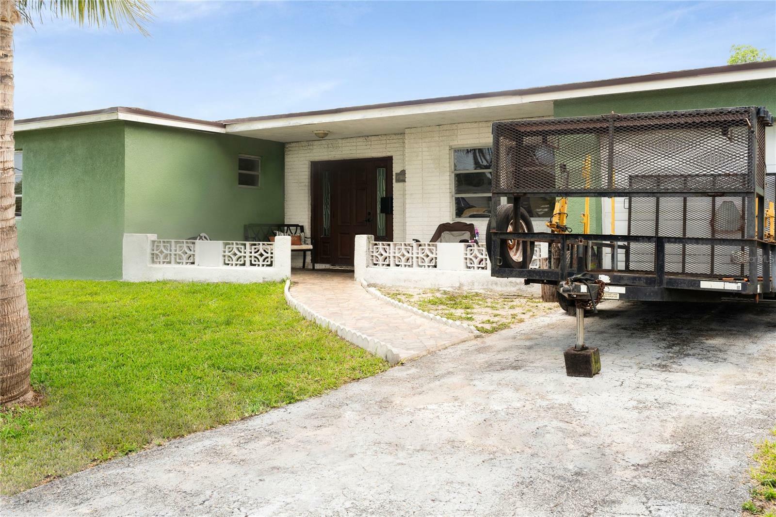 Property Photo: 3921 NW 33rd Terrace FL 33309
