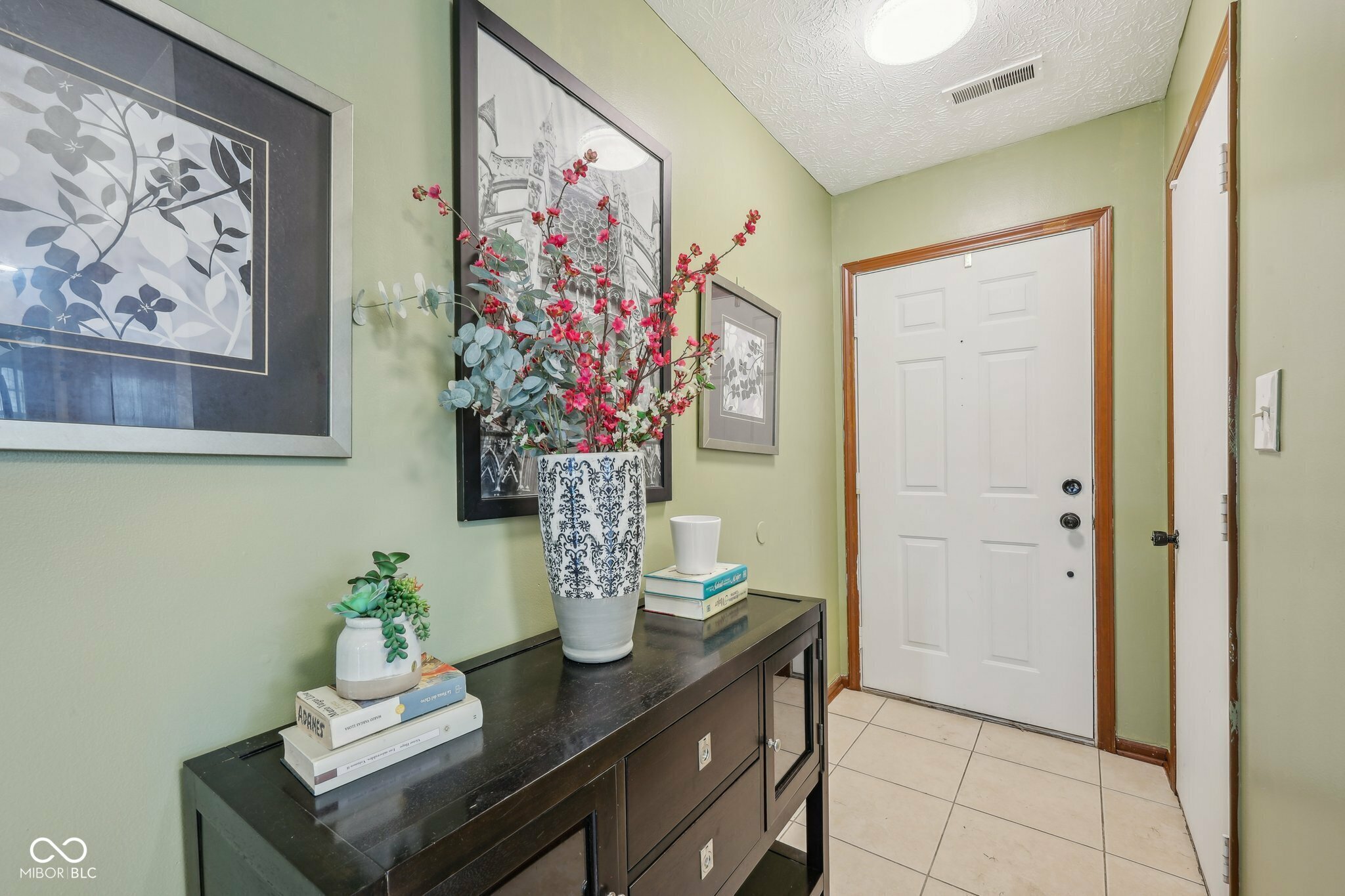 Property Photo:  6627 Cobden Court  IN 46254 