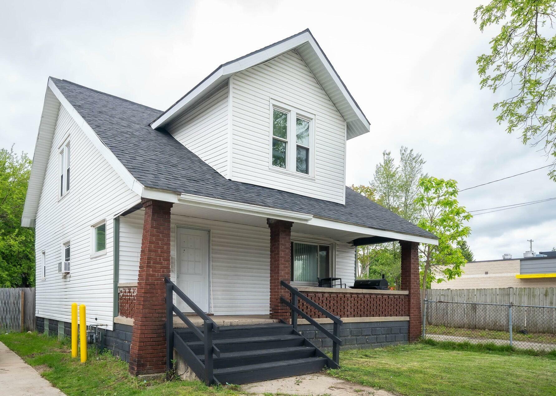 Property Photo: 13 Rena Street SW MI 49507