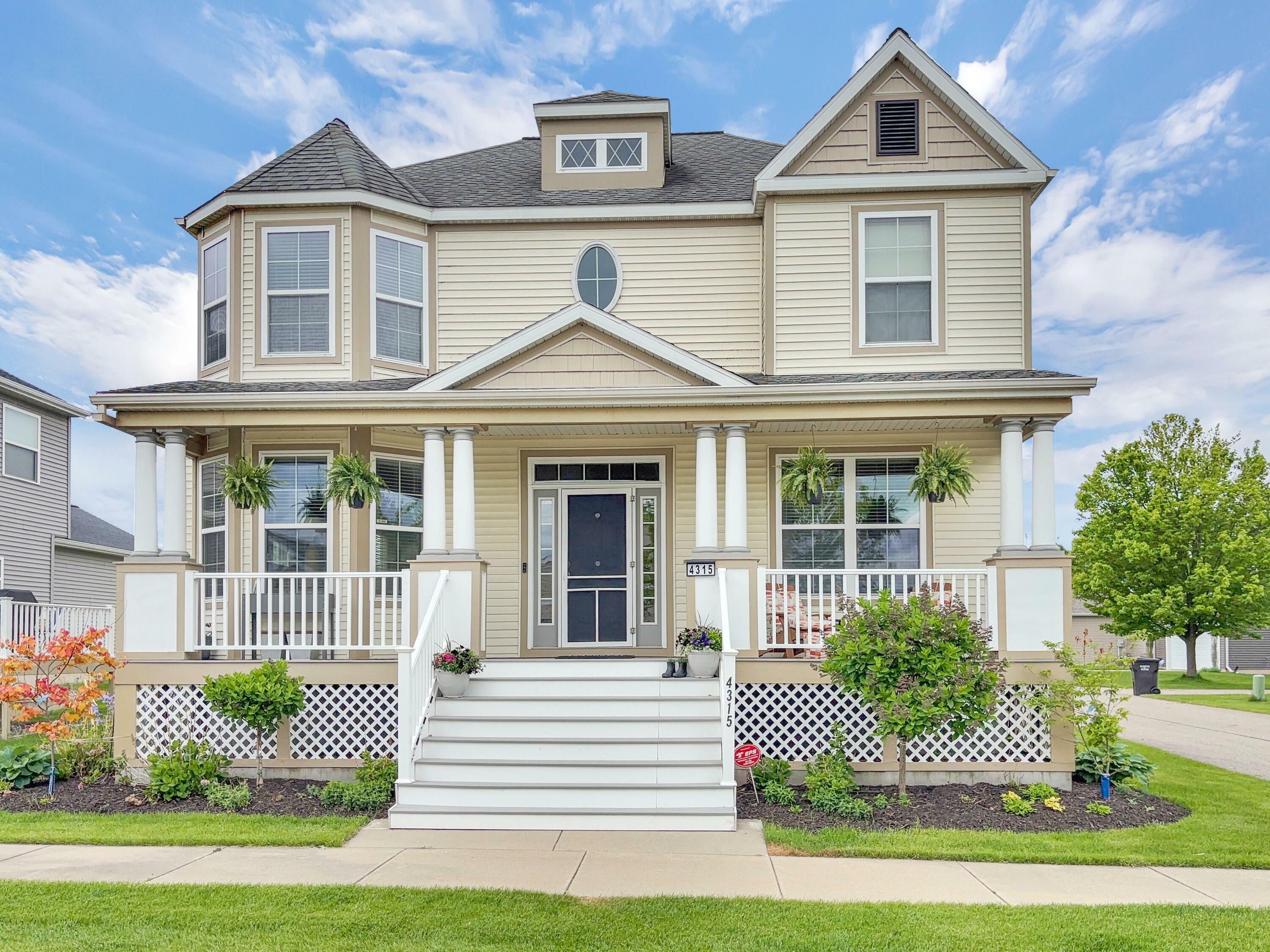 Property Photo: 4315 Astoria Avenue SE MI 49512