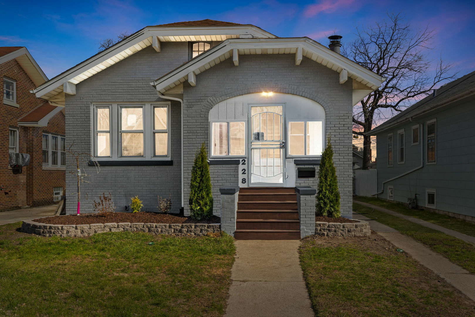 Property Photo: 228 Elizabeth Street IL 60409