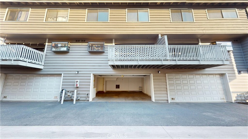 Property Photo:  1220 S Mayflower Avenue B  CA 91016 