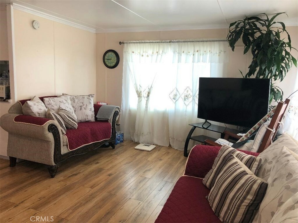 Property Photo:  1414 W El Segundo Boulevard 41  CA 90249 