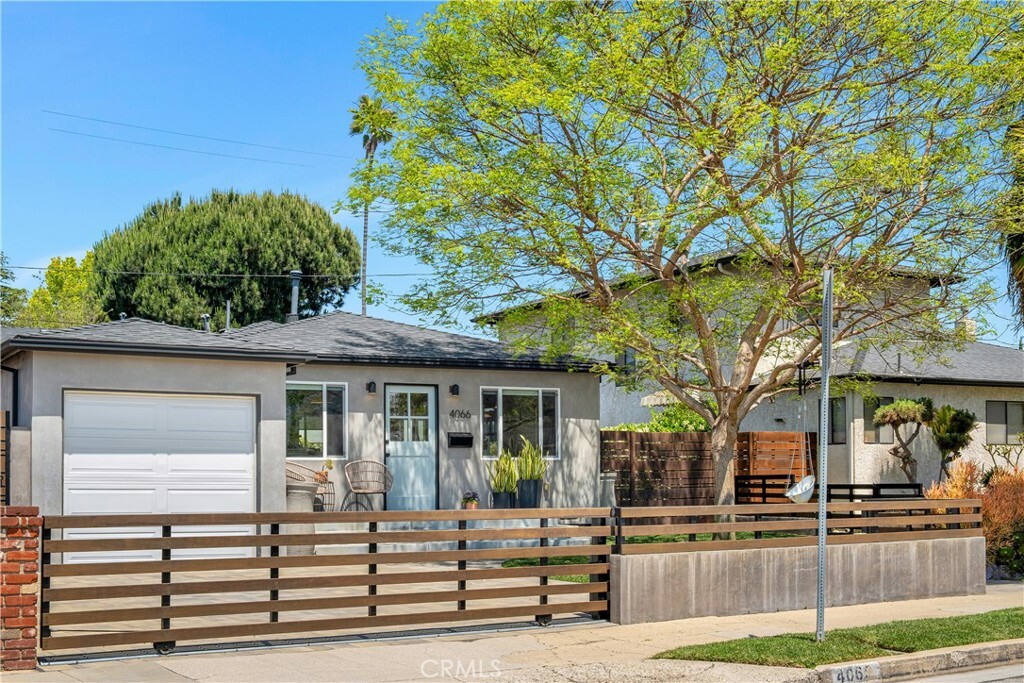 Property Photo: 4066 Tivoli Avenue CA 90066
