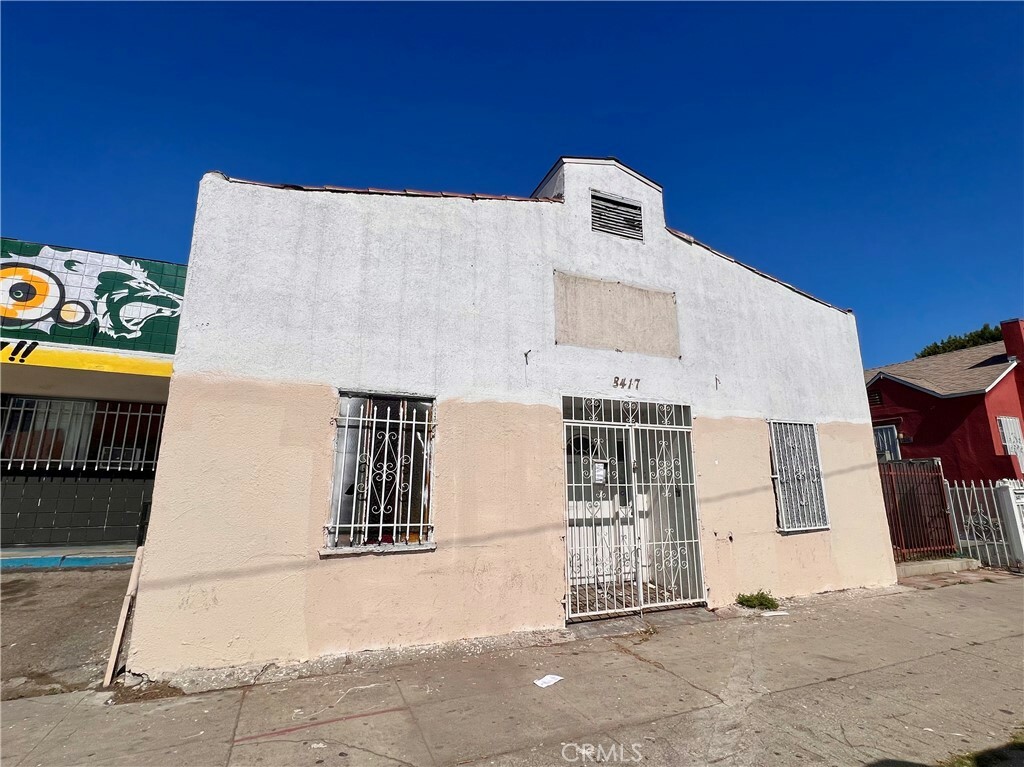 Property Photo:  8415 S Central Avenue  CA 90001 