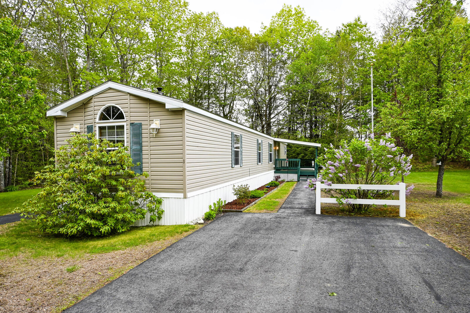 Property Photo:  1 Kimberly Lane  ME 04046 