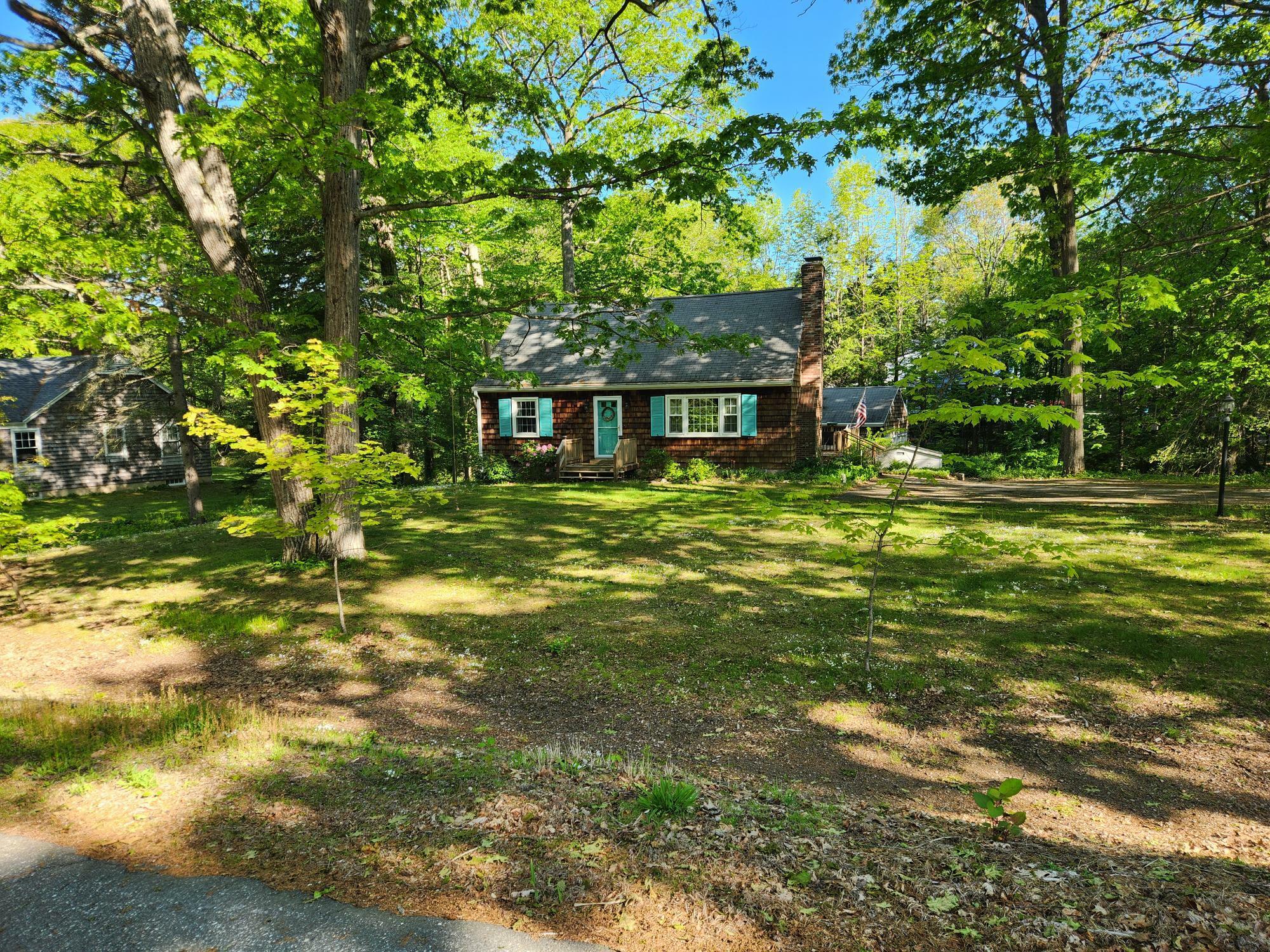 Property Photo: 6 Lyndon Way ME 03904