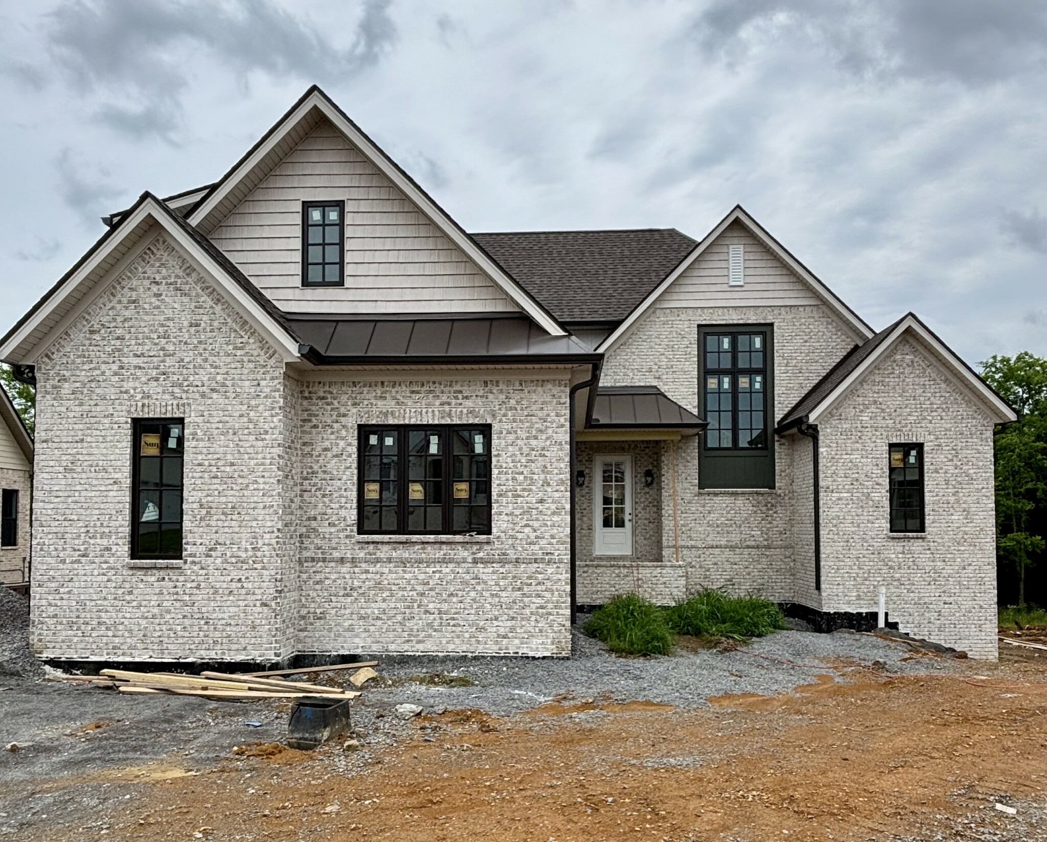 Property Photo: 306 Oaks Xing TN 37087