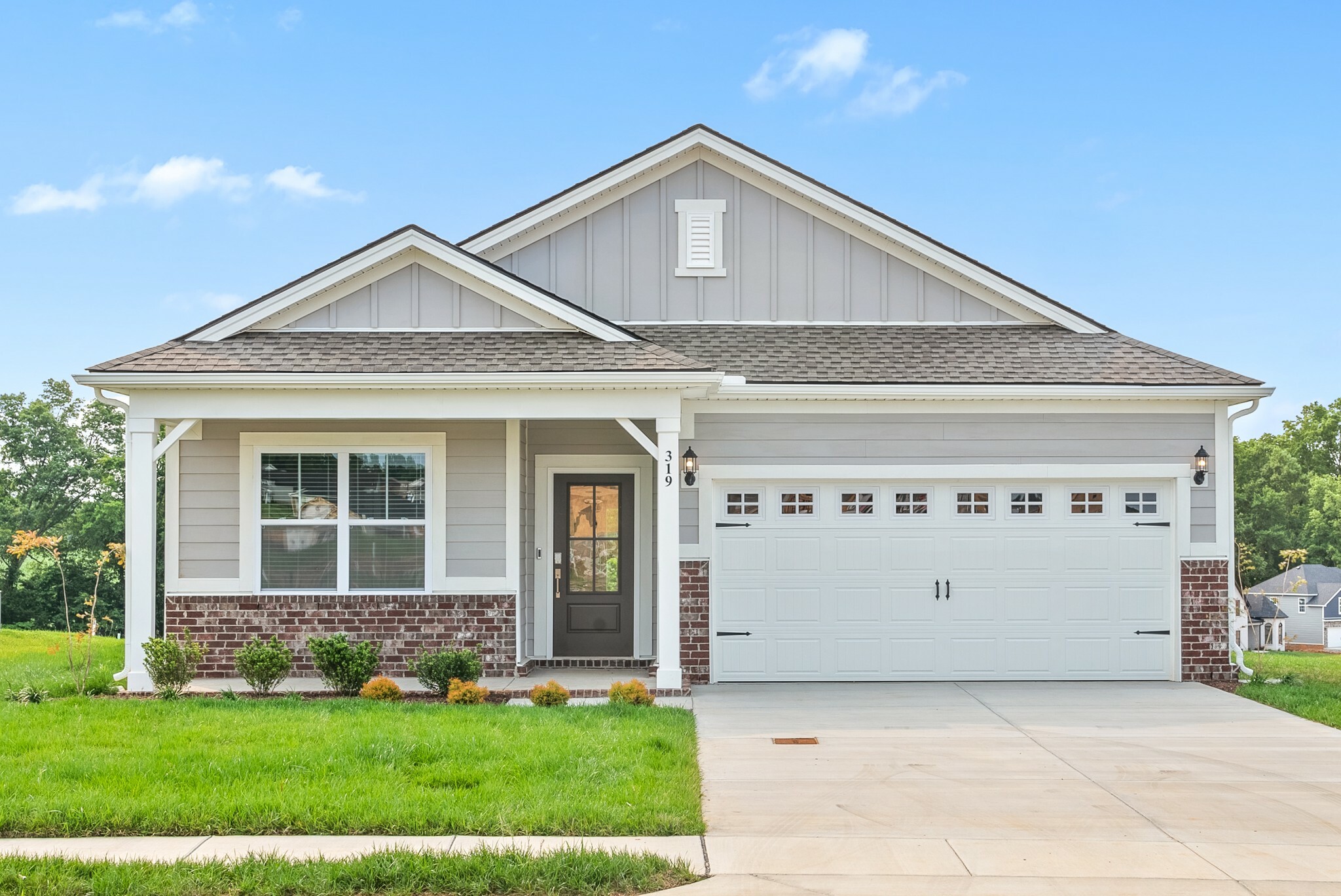 Property Photo: 319 Lacewing Ln TN 37043