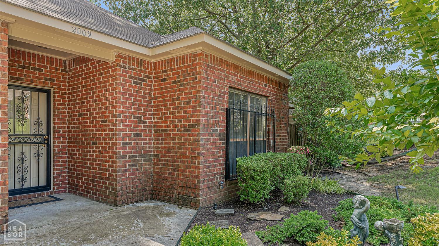 Property Photo: 2009 Village Drive AR 72404