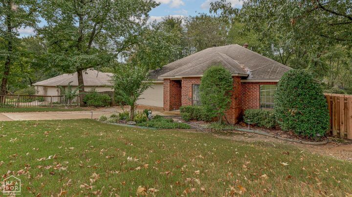 Property Photo:  2009 Village Drive  AR 72404