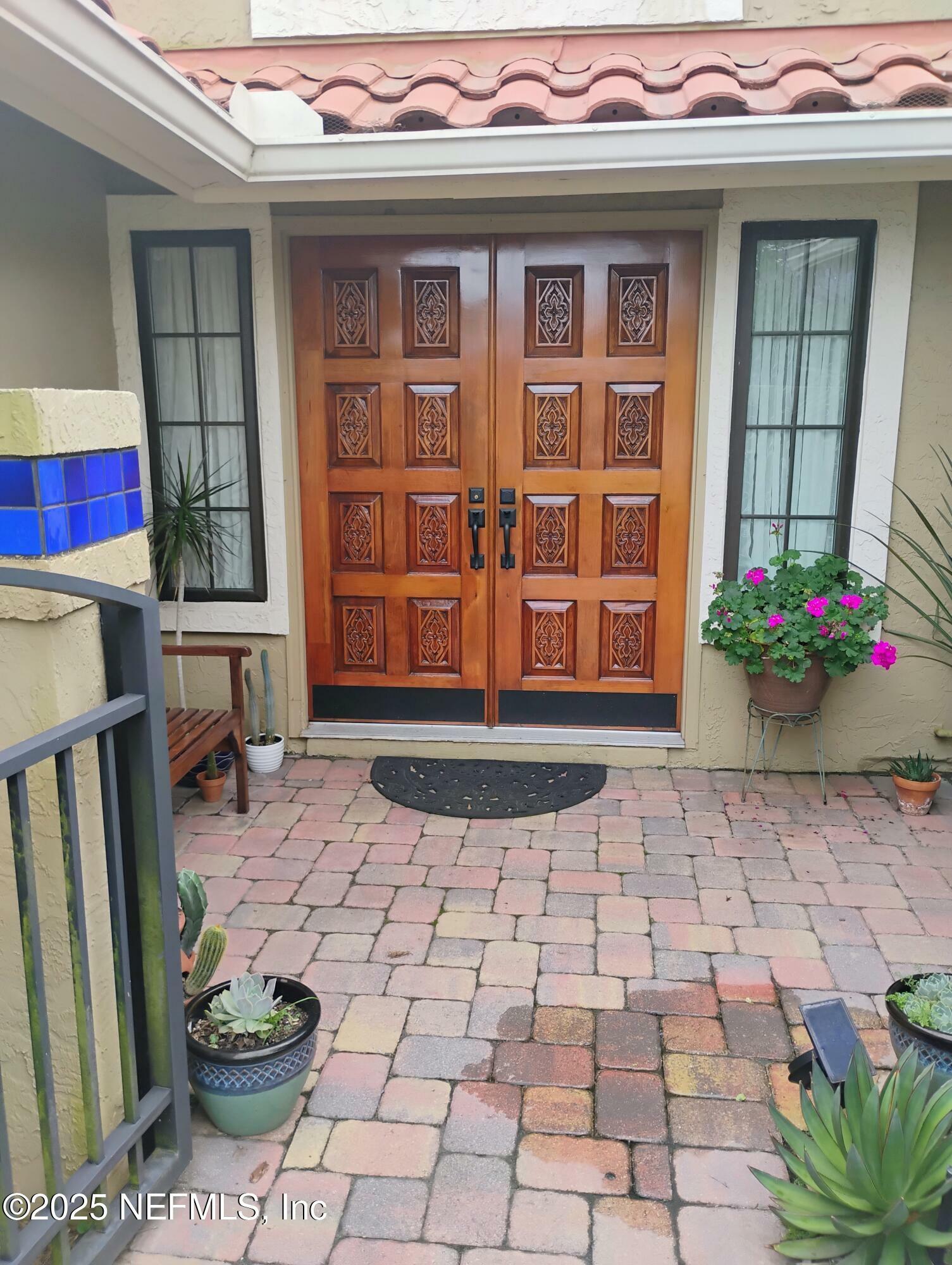 Property Photo: 4026 Corrientes Court E FL 32217
