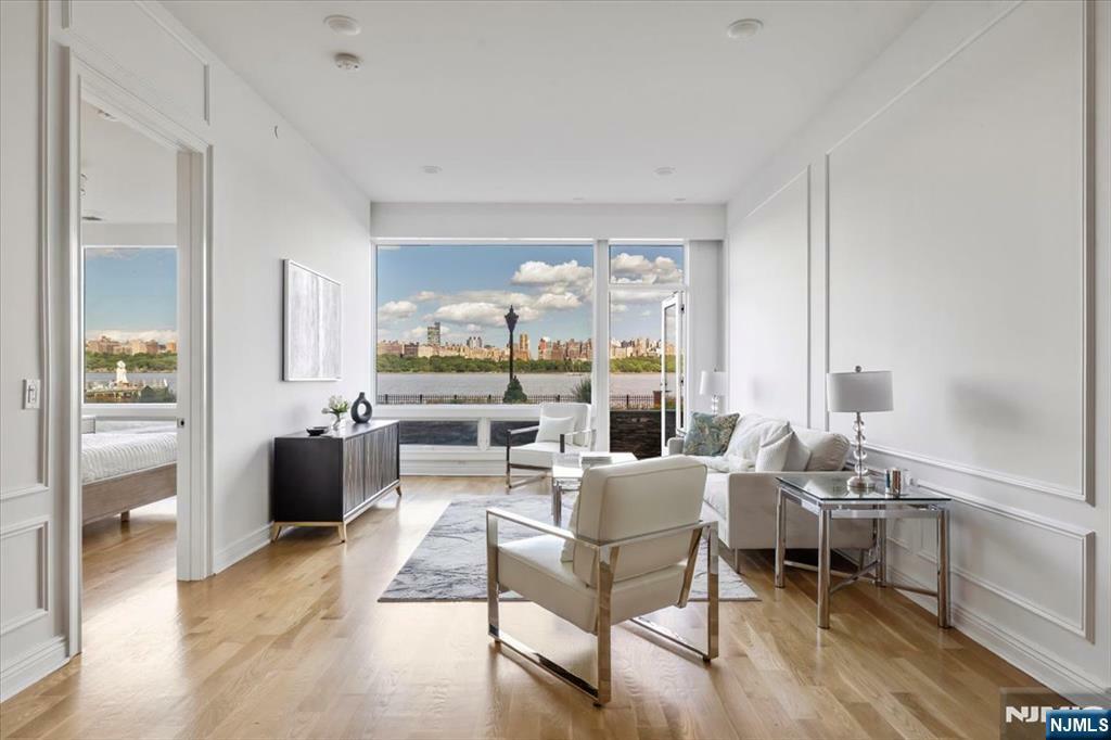 Property Photo: 9 Somerset Lane 118 NJ 07020