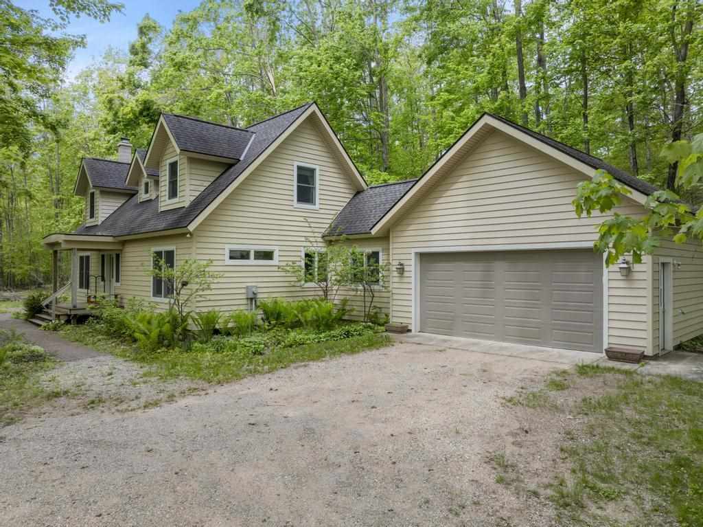 2508 Terpening  Harbor Springs MI 49740 photo