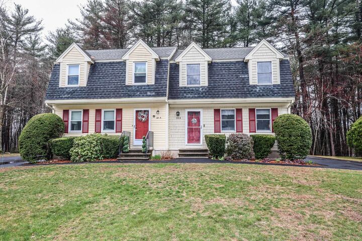 Property Photo: 20 Holly Lane NH 03051