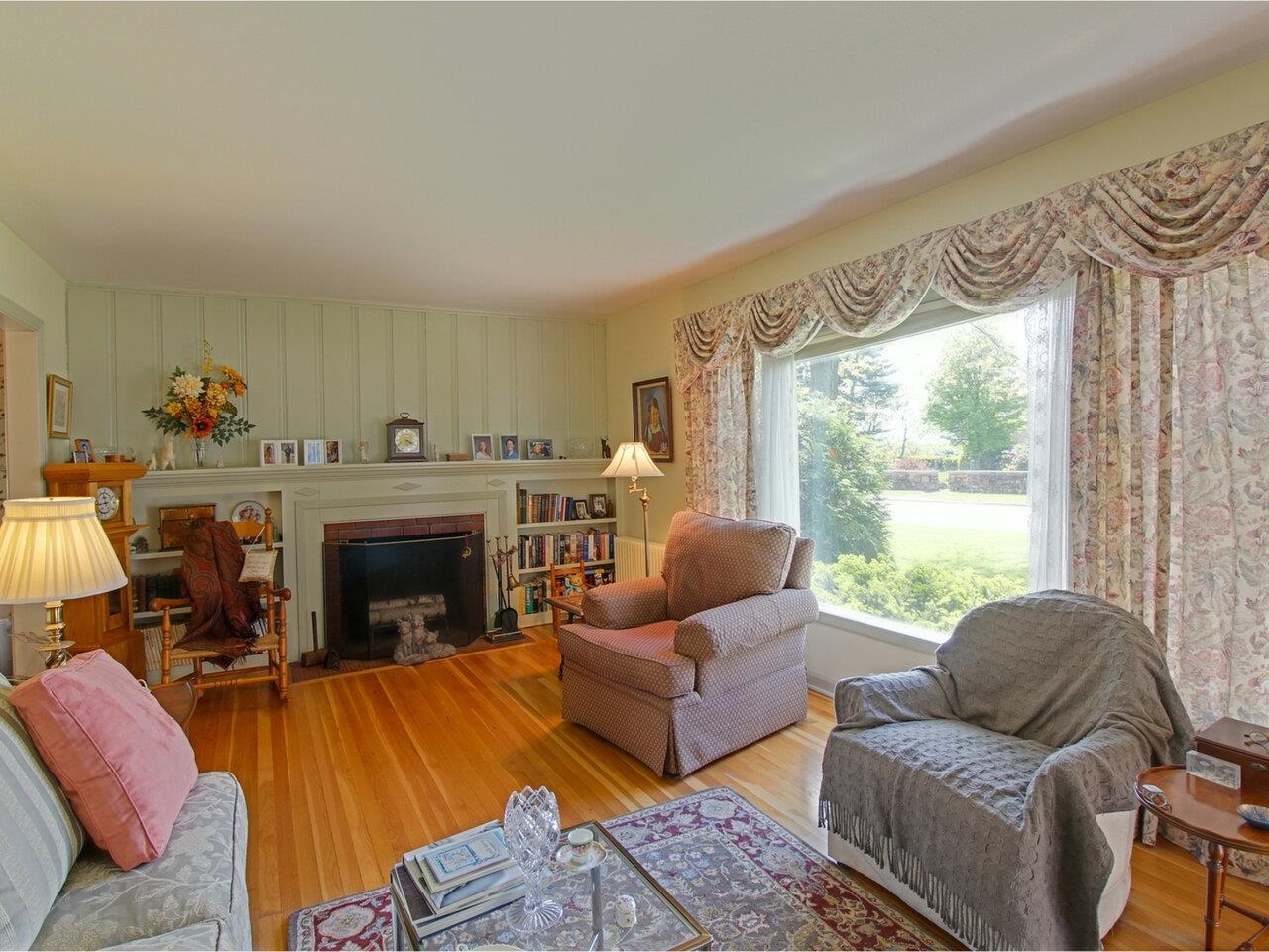 Property Photo: 162 Crescent Road VT 05401