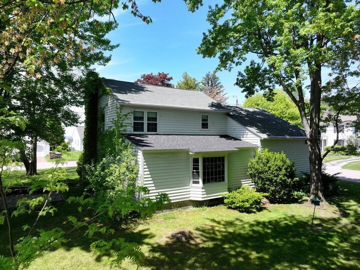Property Photo:  162 Crescent Road  VT 05401 