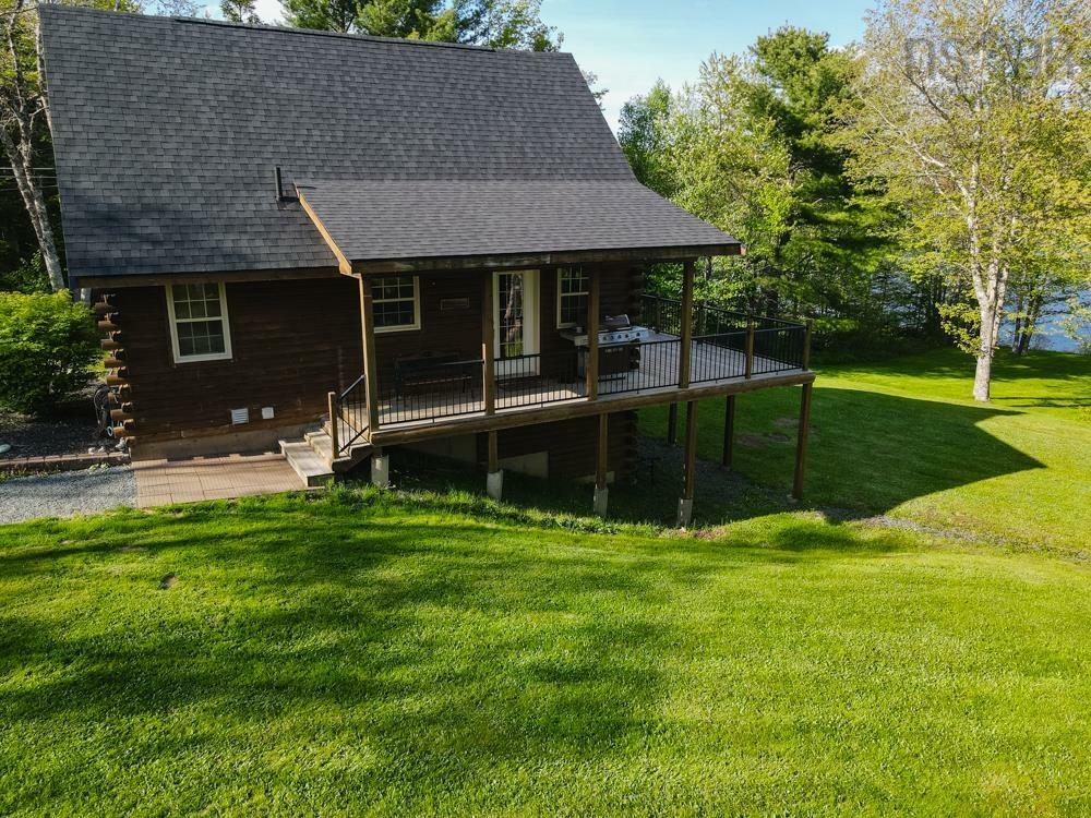 Property Photo: 202 Lakecrest Drive NS B0N 1Z0