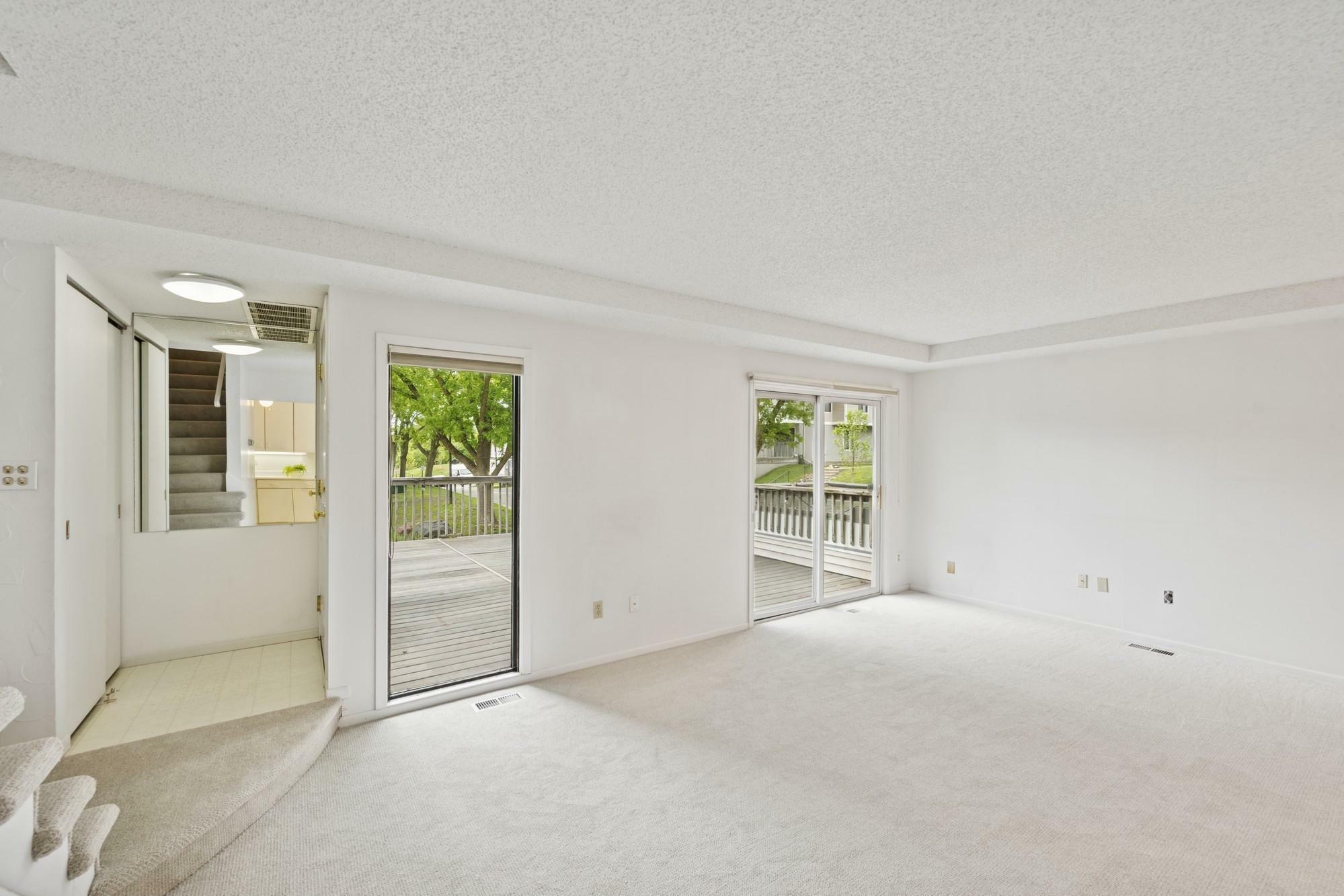 Property Photo:  1217 Trailwood N  MN 55343 