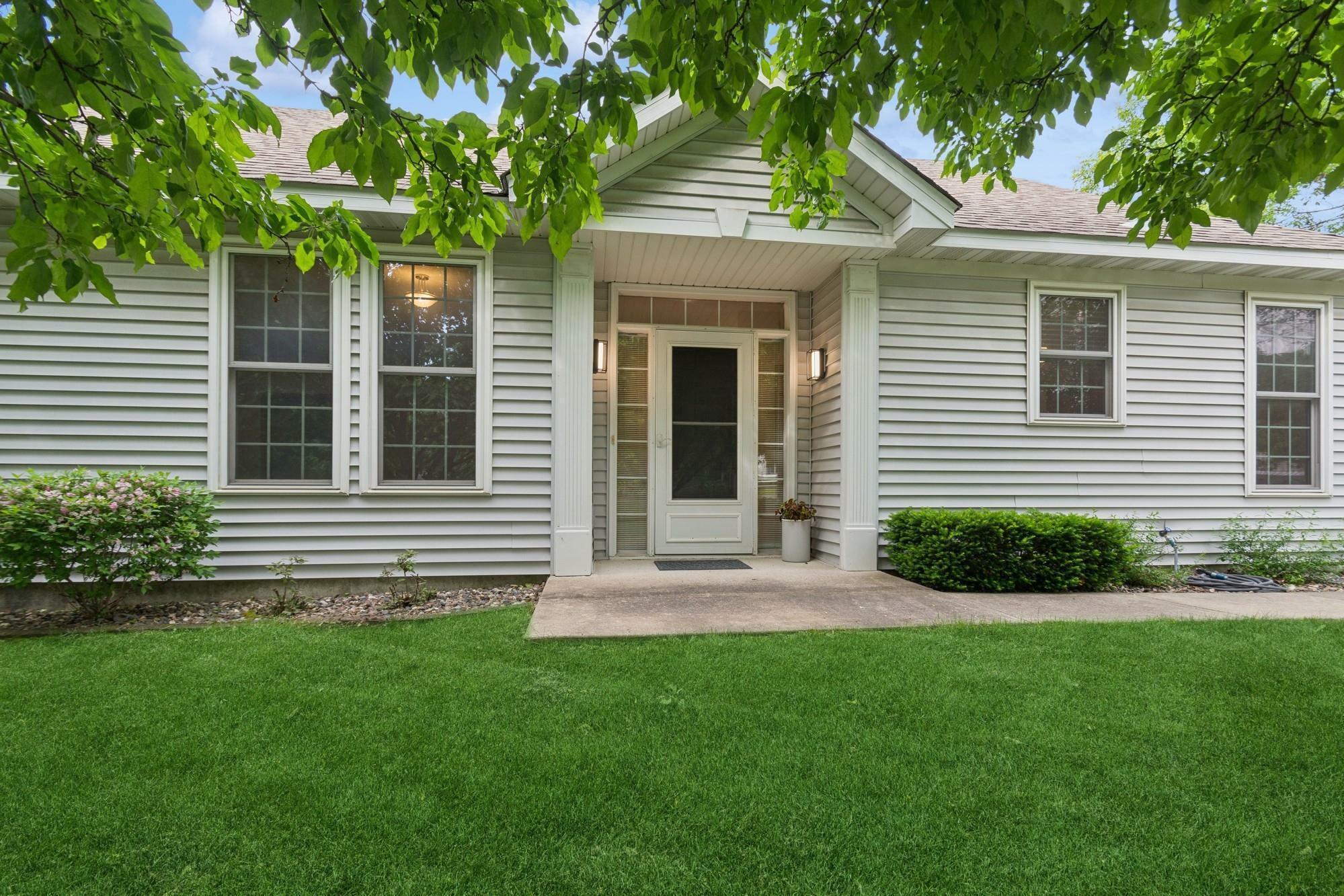 Property Photo:  483 Meadowood Lane  MN 55337 