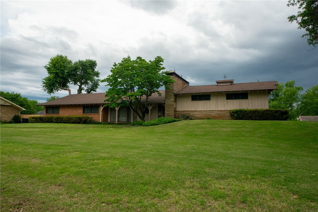 1617 Ranch Drive  Springdale AR 72762 photo