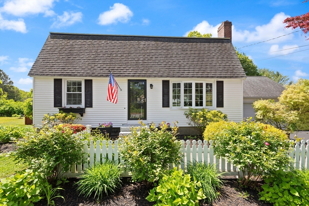 Property Photo:  198 Westford St  MA 01824 