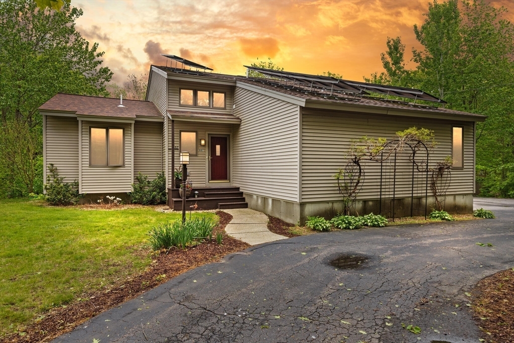 Property Photo: 887 High Rock Rd MA 01420
