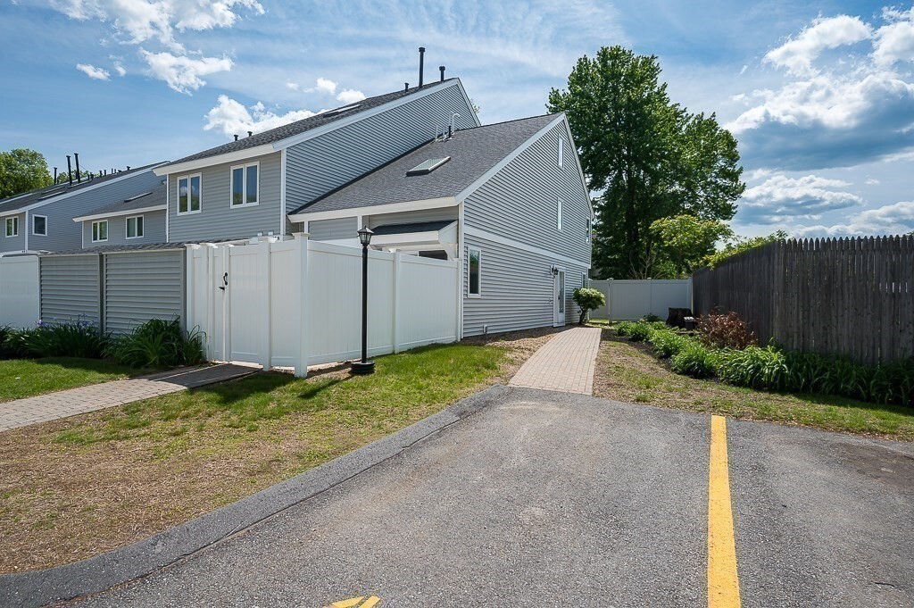 Property Photo: 42 Meadow Pond Dr N MA 01453