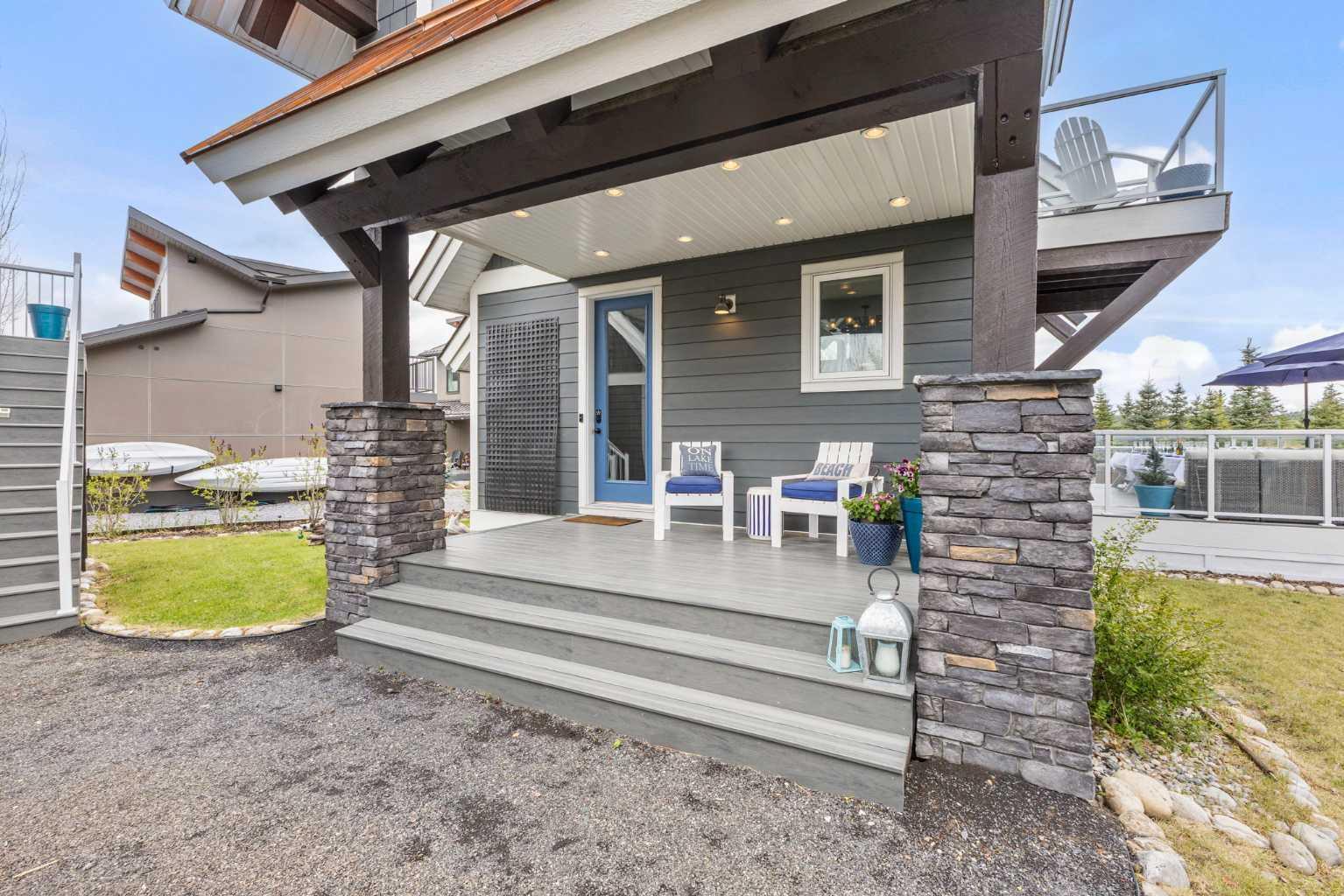 Property Photo: 332 Cottageclub Way AB T4C 1C3