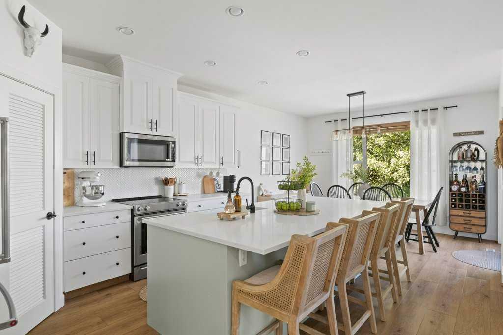 Property Photo: 83 Tuscany Summit Bay NW AB T3L 0B7