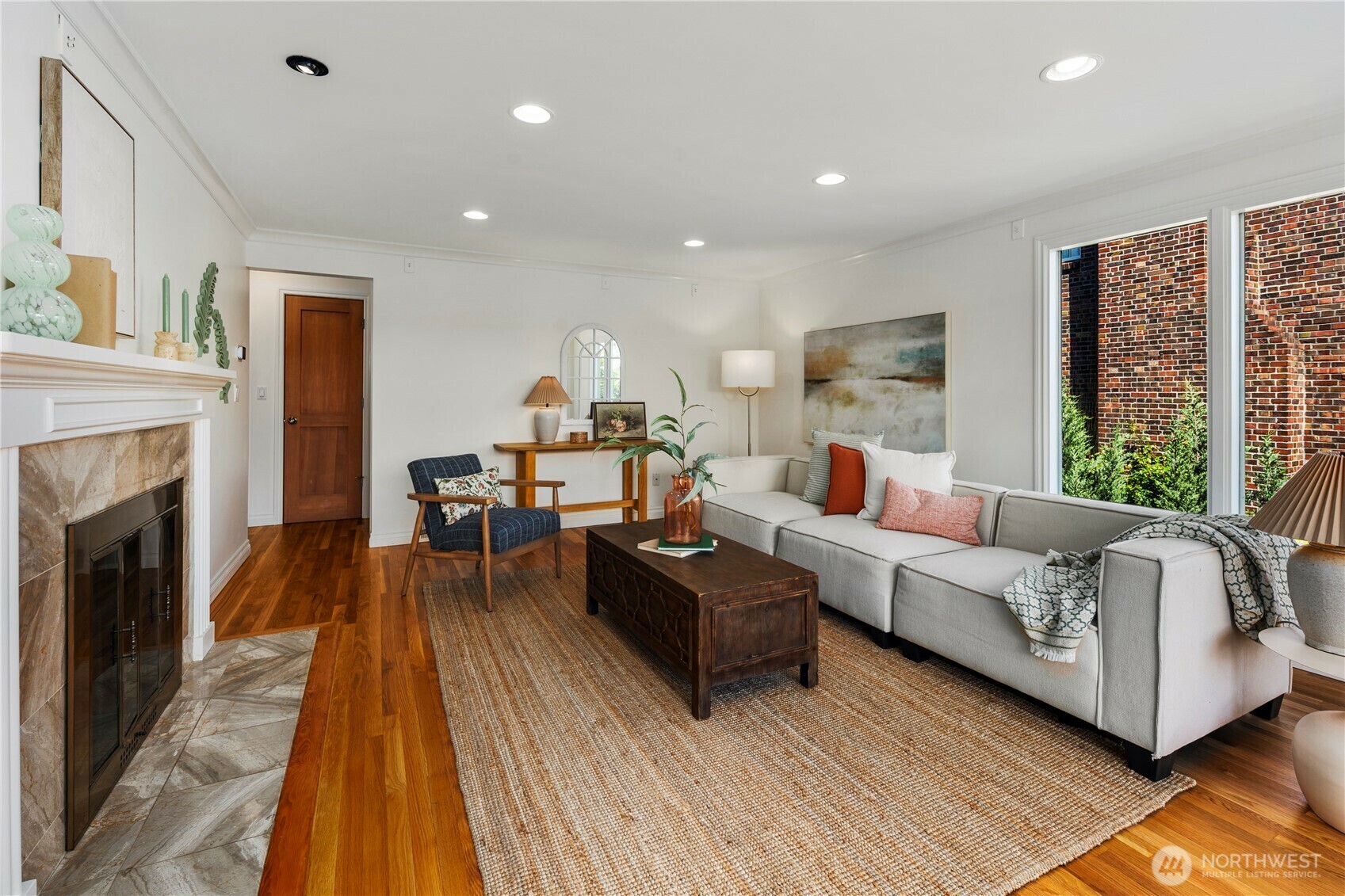 Property Photo: 3249 Conkling Place W WA 98119