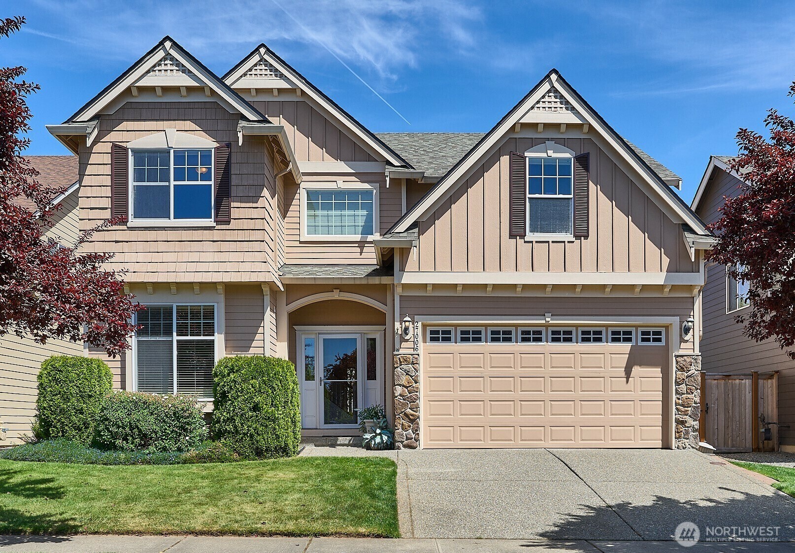 Property Photo: 27006 229th Pl SE WA 98038