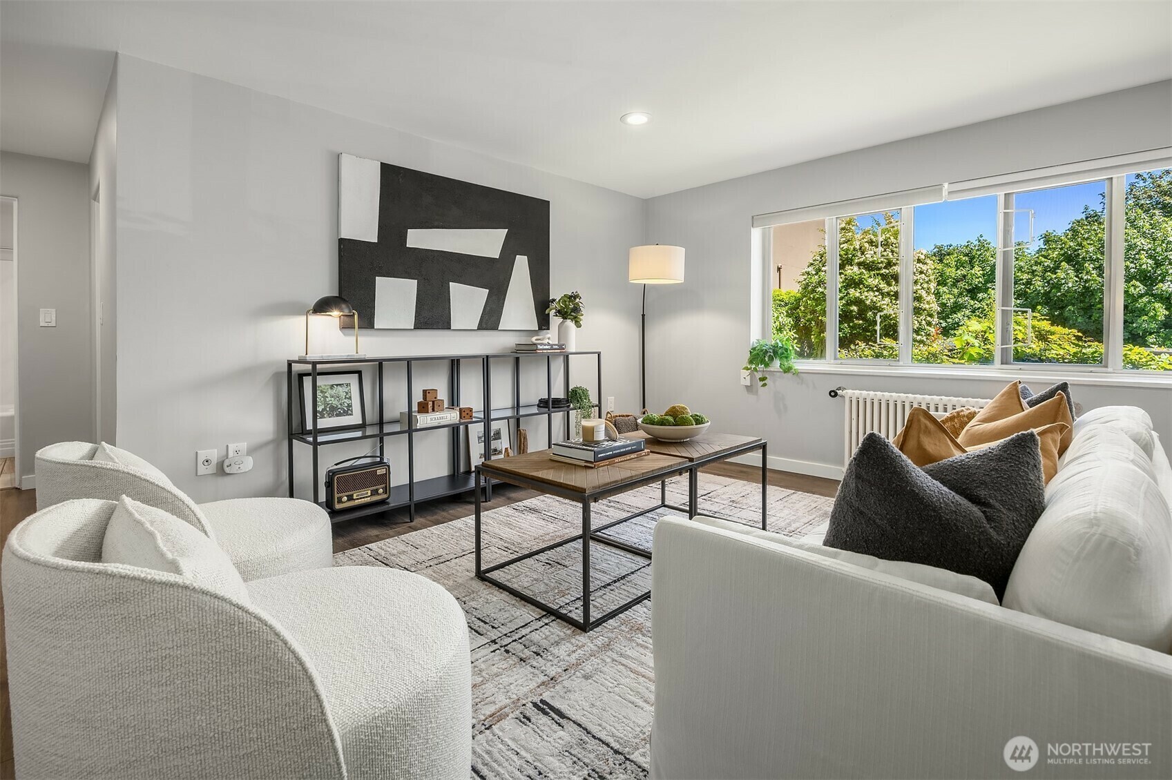 Property Photo: 1800 Taylor Avenue N 1 WA 98109