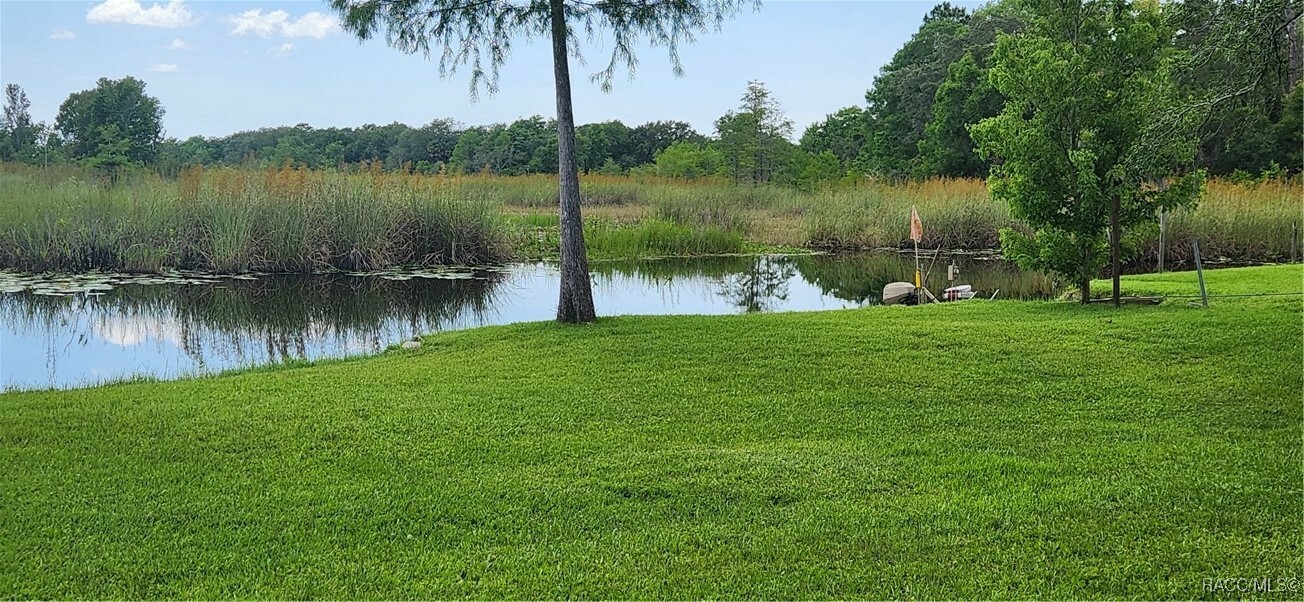 Property Photo: 1630 N Point Lonesome Road FL 34453