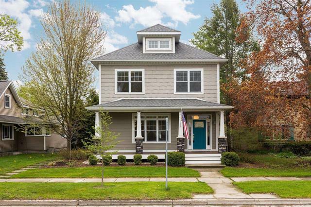 215 S Elmwood  Traverse City MI 49684 photo