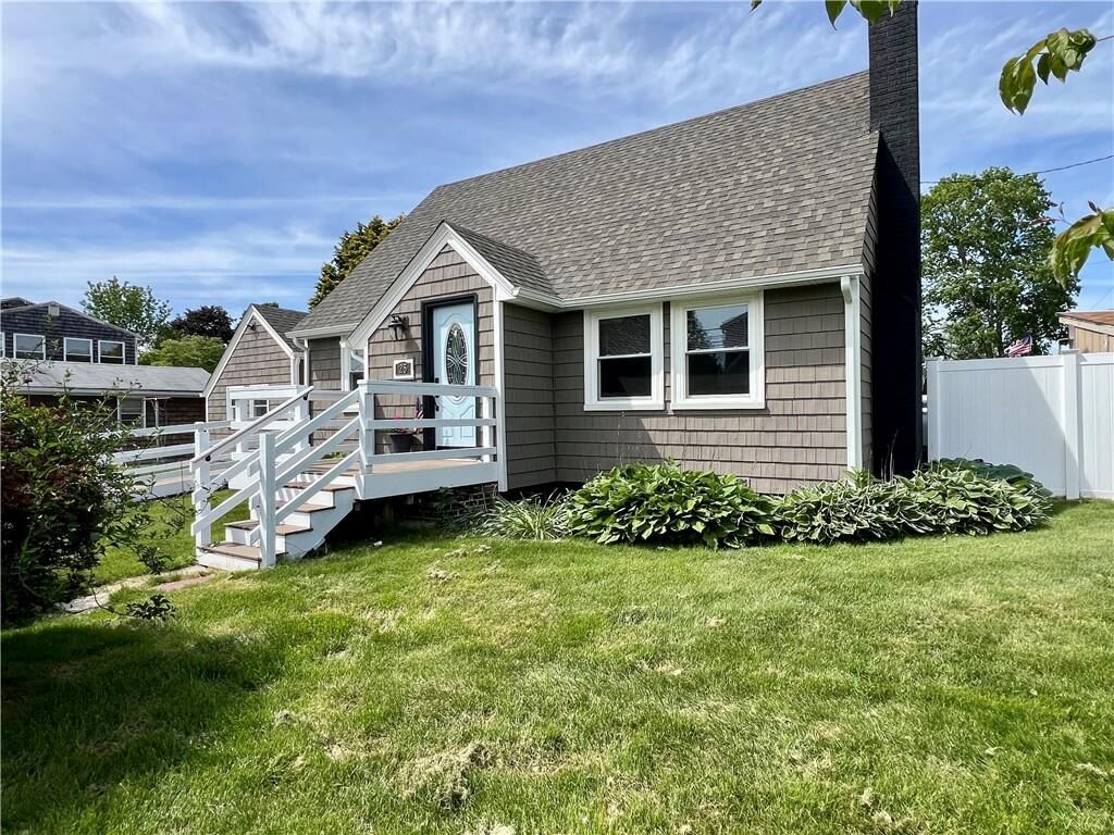 Property Photo:  25 Oriole Avenue  RI 02920 