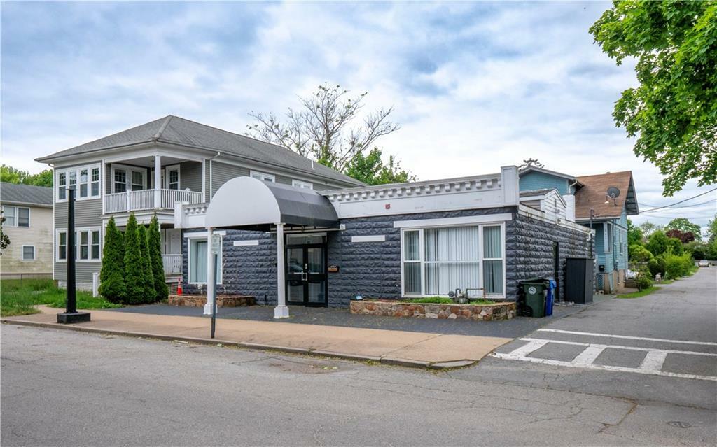 Property Photo:  413 High Street  RI 02809 