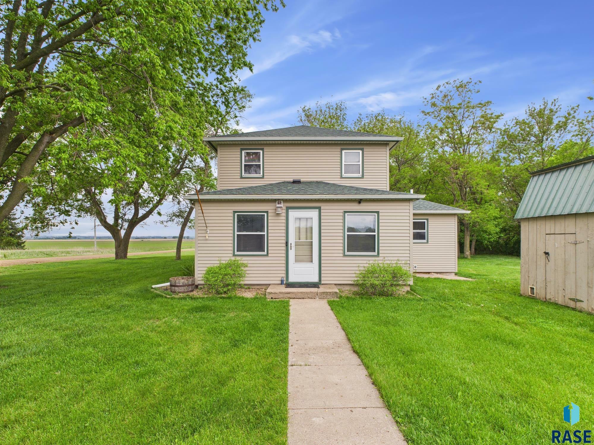 Property Photo: 45390 284th St SD 57036