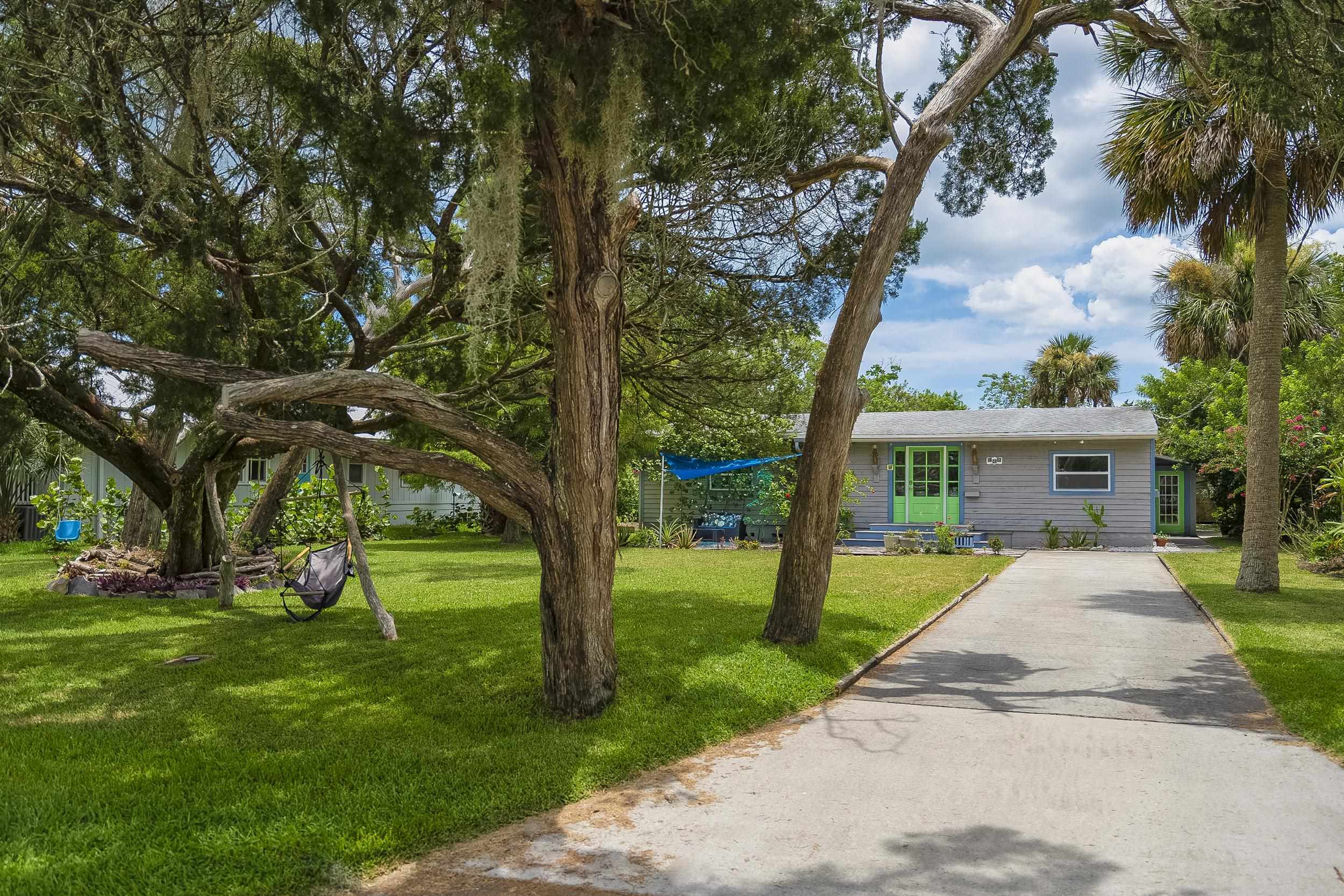 Property Photo: 144 Menendez Rd FL 32080