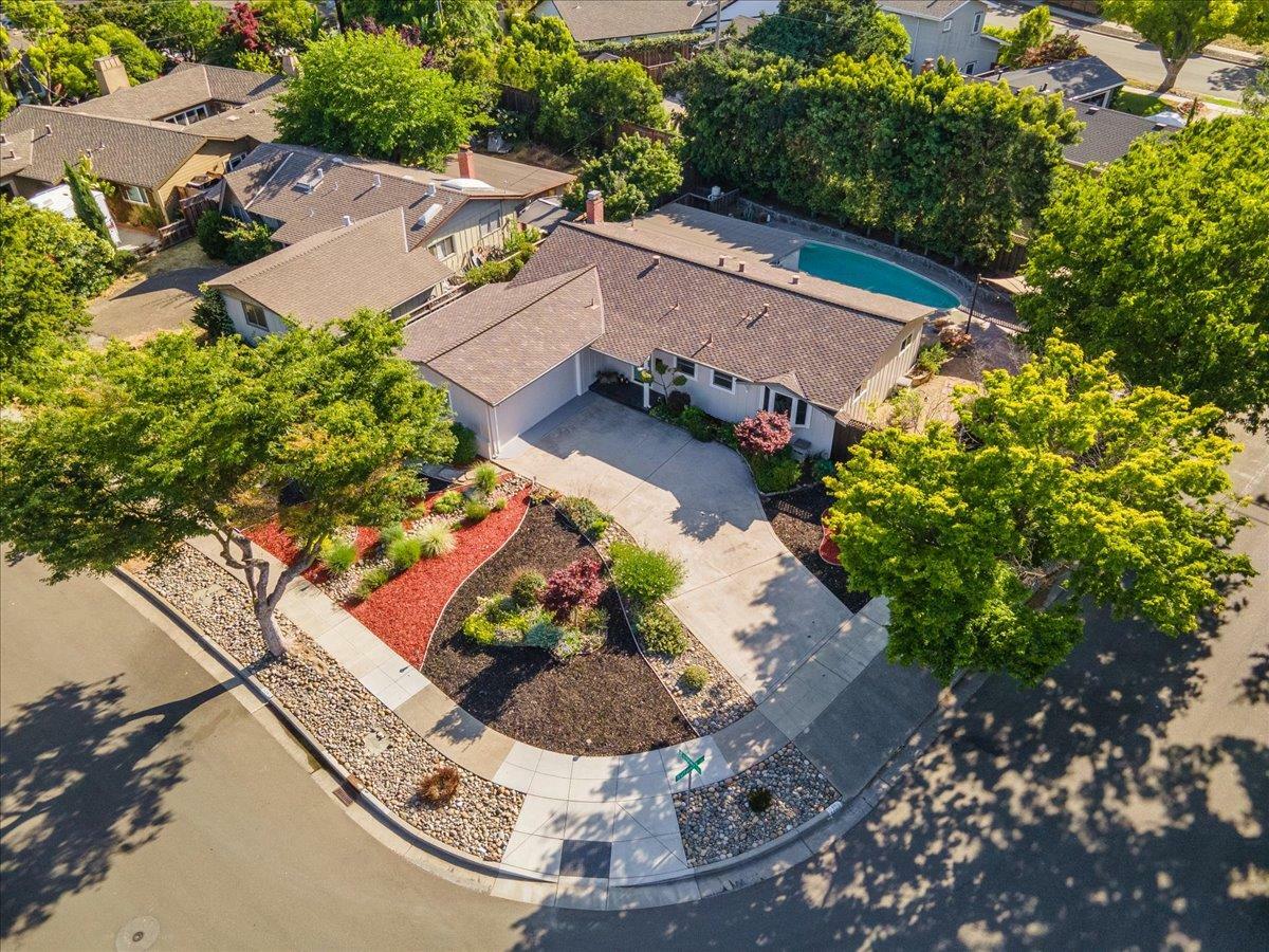 Property Photo: 5105 Esther Drive CA 95124