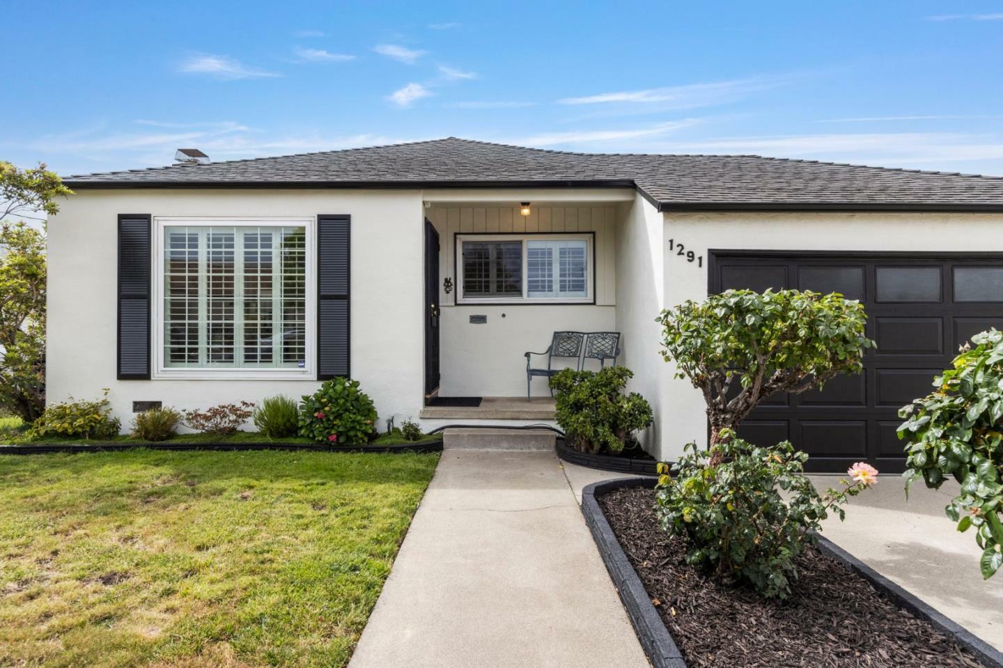 Property Photo: 1291 Linton Street CA 94577