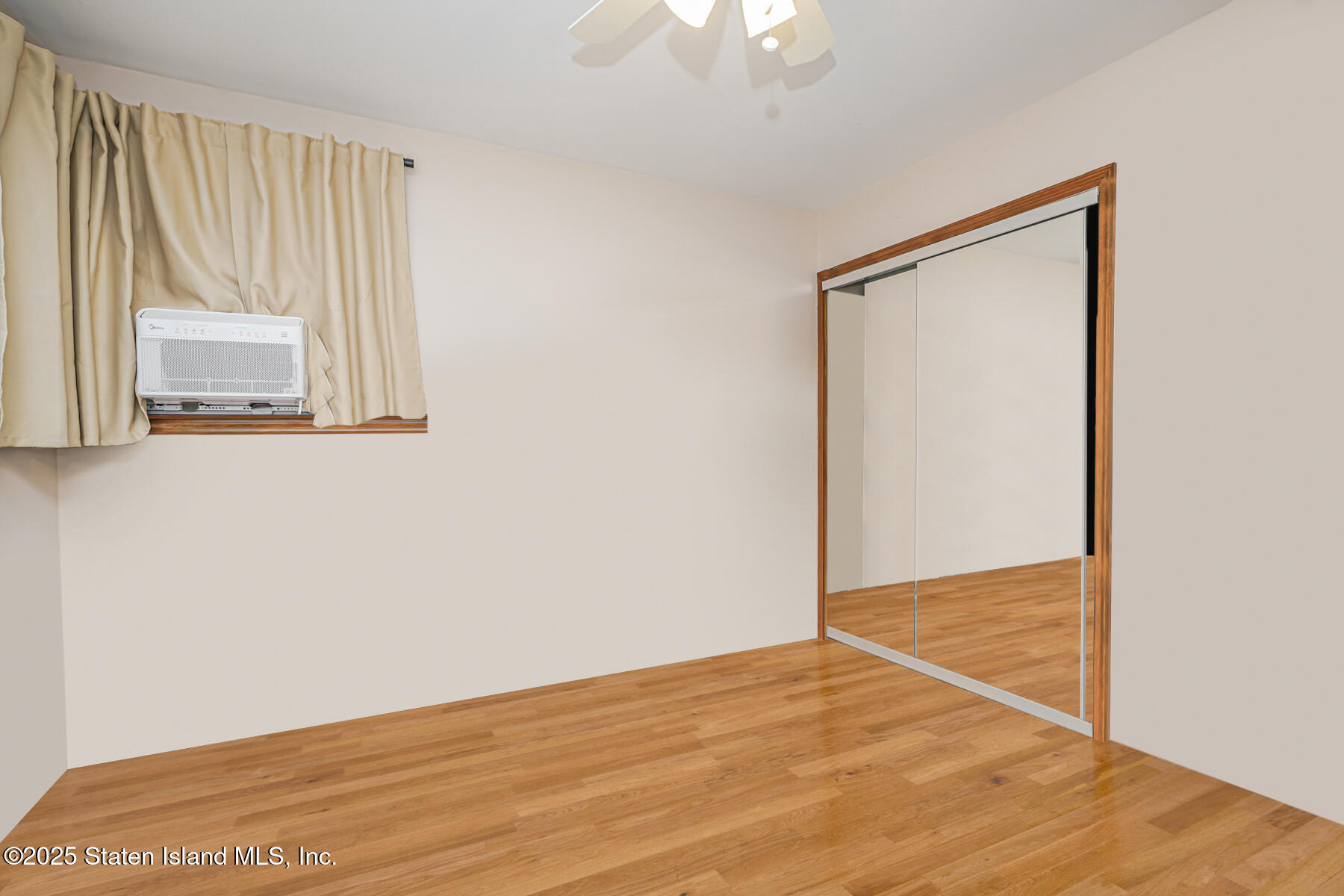 Property Photo: 11 Bolivar Street NY 10314