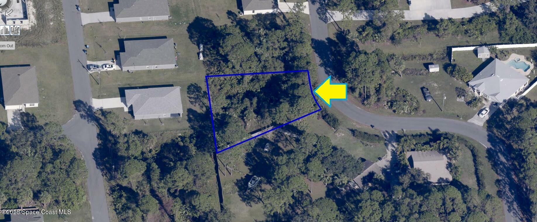 Property Photo: 3186 Halblum Avenue SE FL 32909