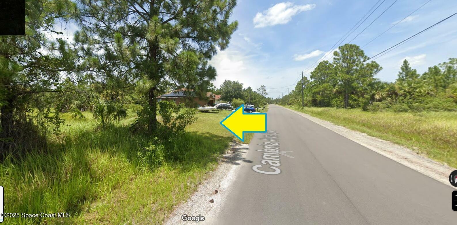 Property Photo: 3102 Cambria Avenue SW FL 32908